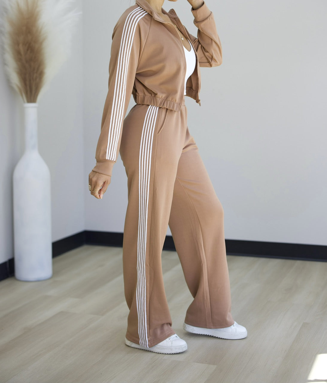 Take Flight Jogger Set - Nude (18)