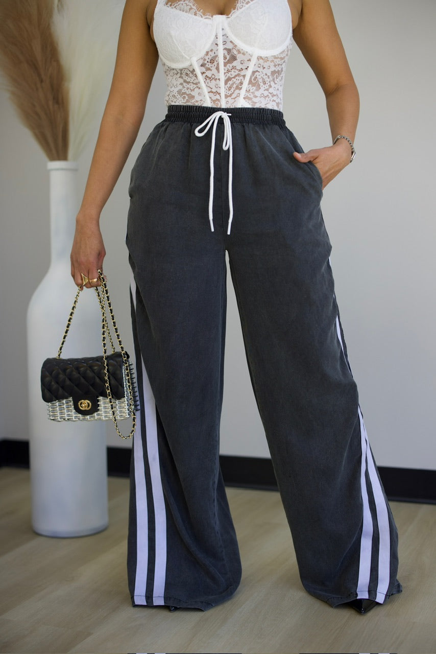 Rayna Pant Set - Black (40)